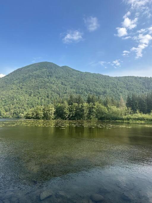 Lake Time Harrison Harrison Hot Springs Exterior photo